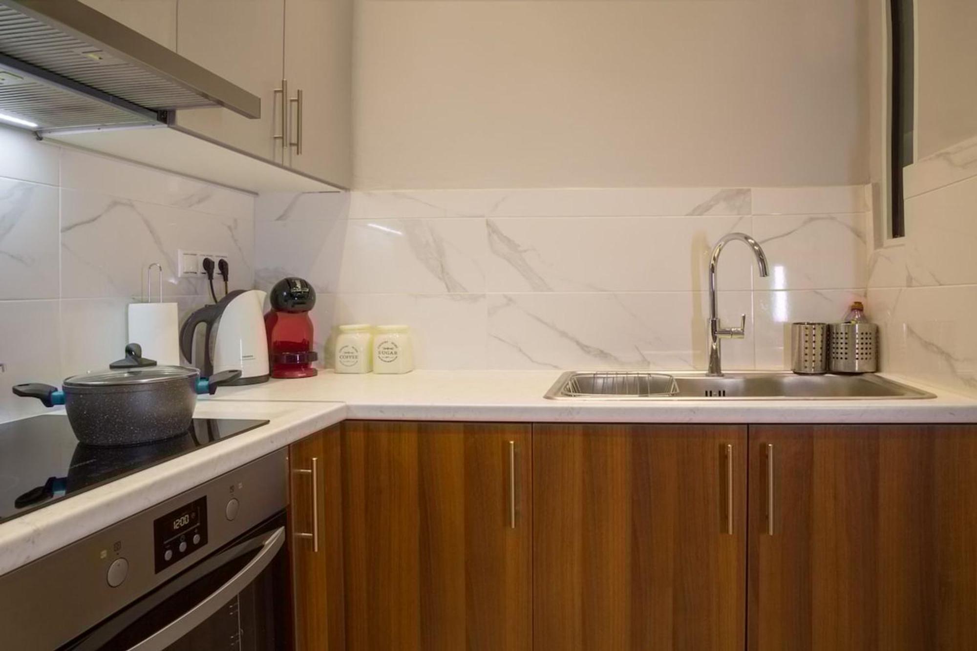 Athens' Classiest Neighborhood Renovated Apartment Atenas Exterior foto